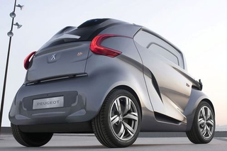 Illustration for article titled Peugeot BB1 Concept: Fear Is Just Another Word For Ignorance